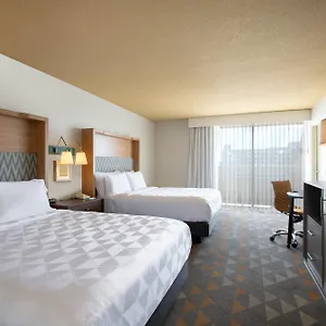 Hotel East By Ihg